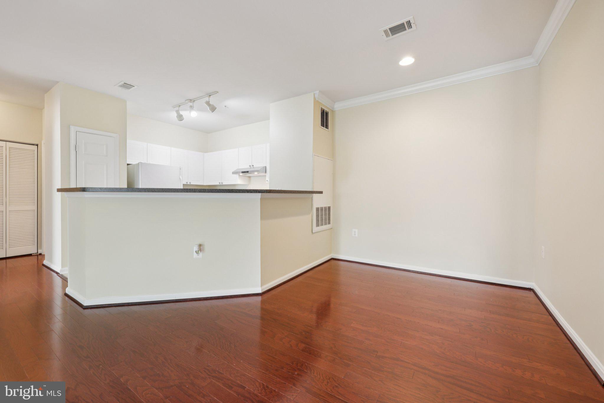 FAIRFAX RIDGE - Residential