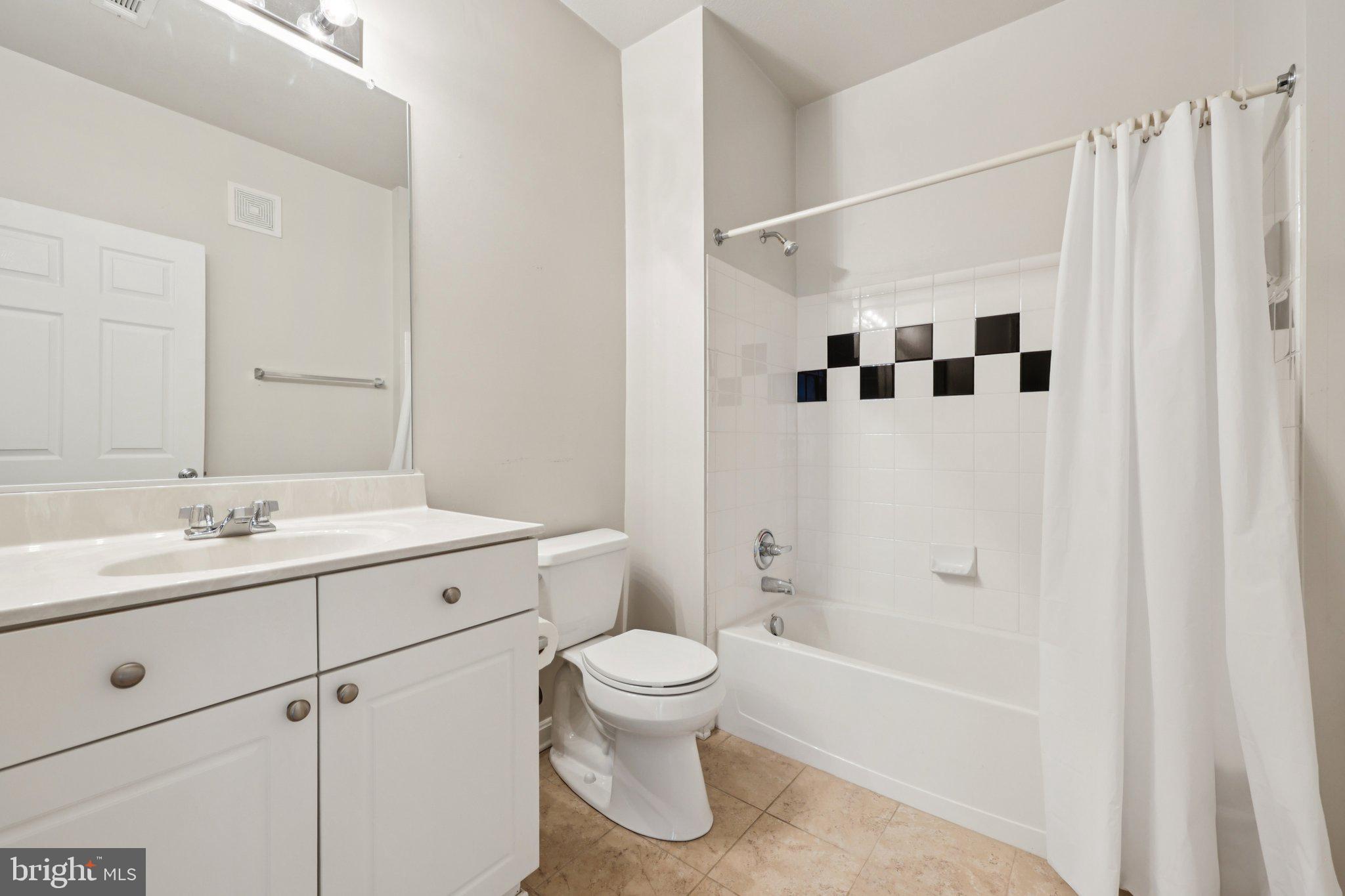 FAIRFAX RIDGE - Residential