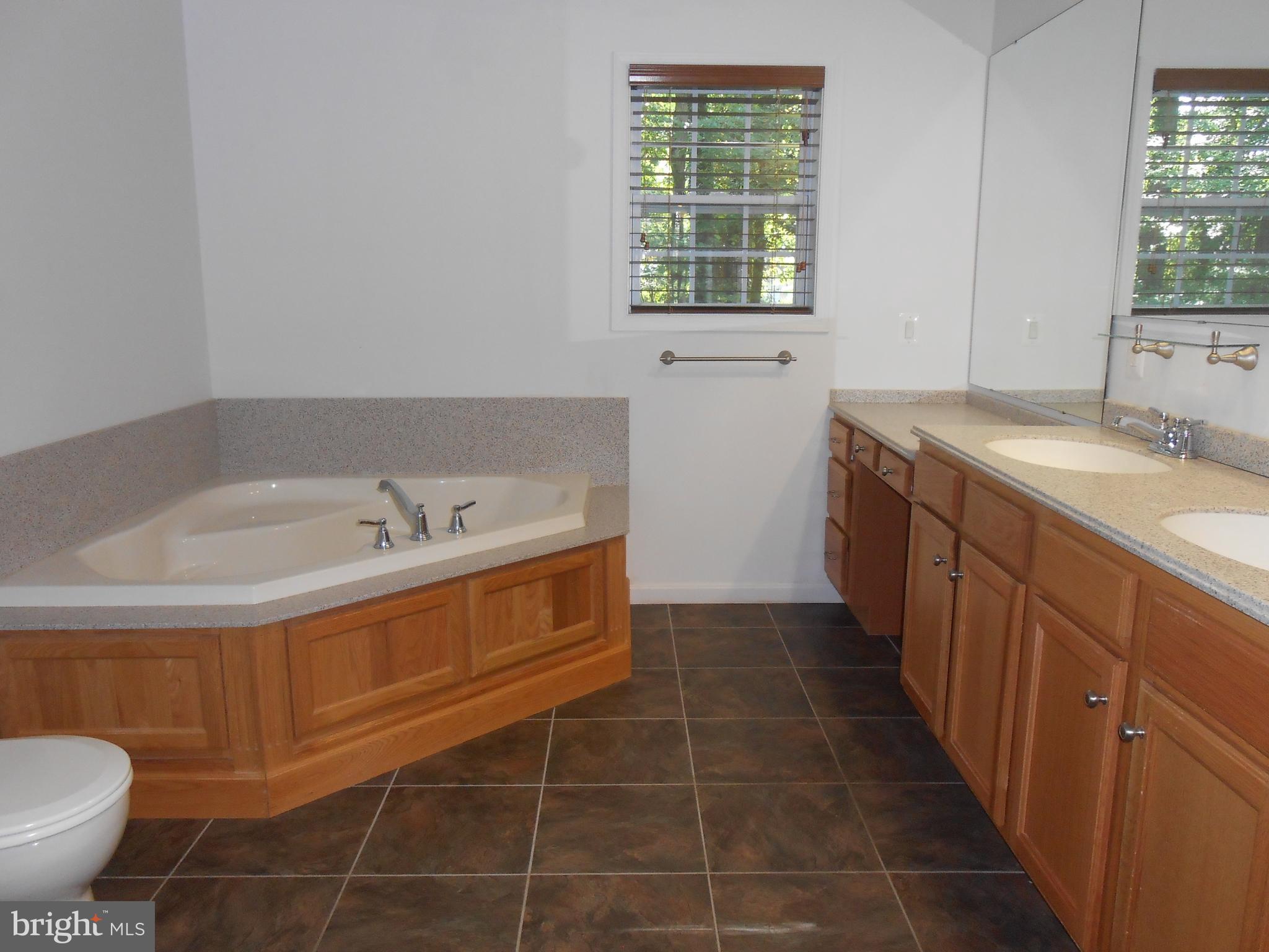 BRETON BEACH - Residential