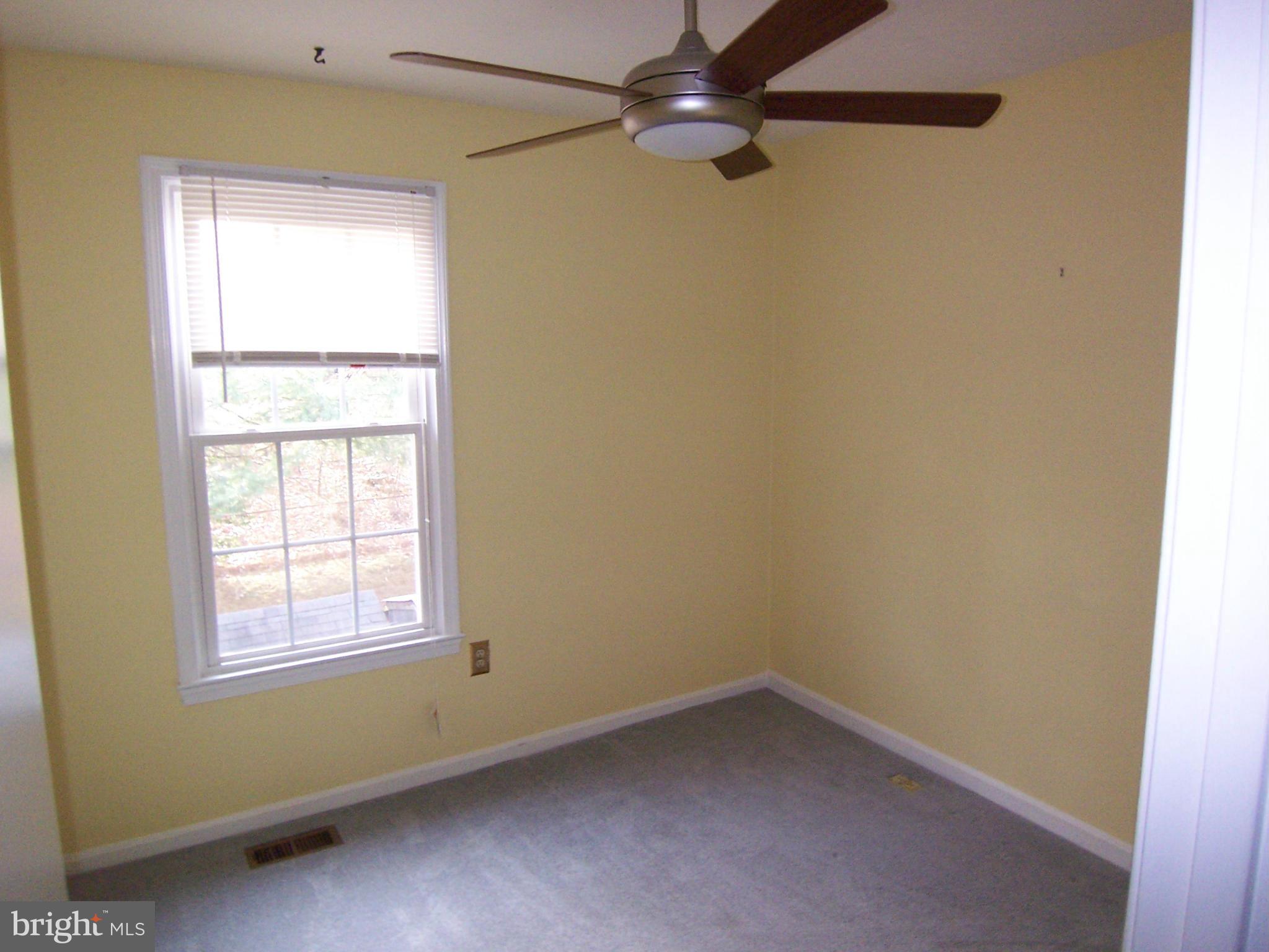 KINGS PARK WEST - Residential Lease