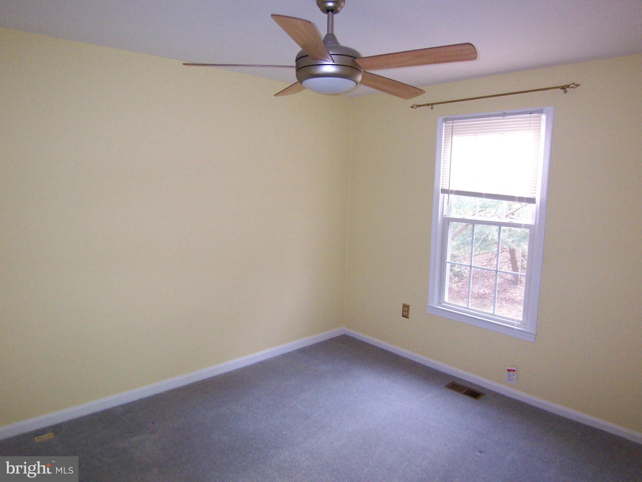 KINGS PARK WEST - Residential Lease