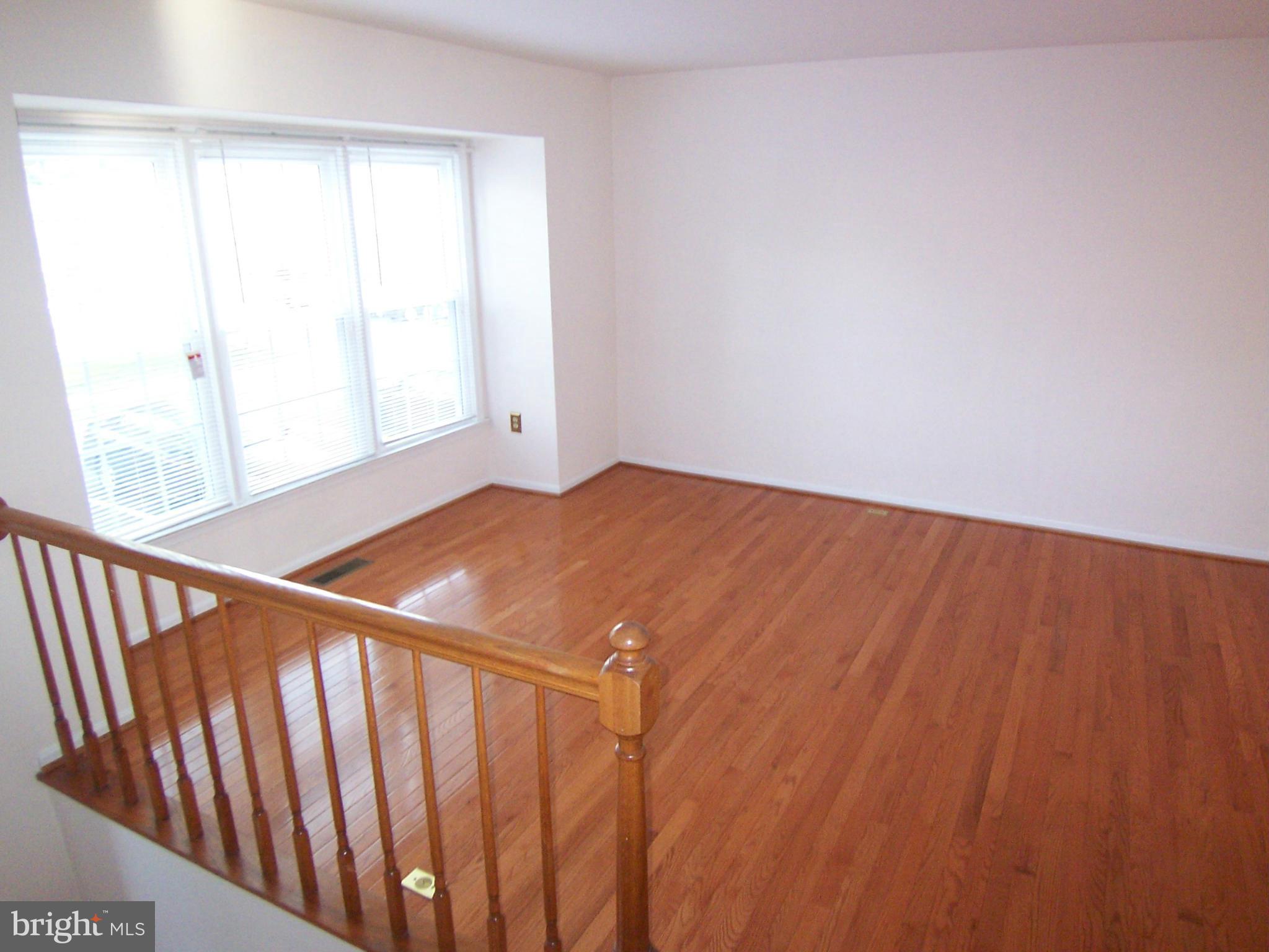 KINGS PARK WEST - Residential Lease