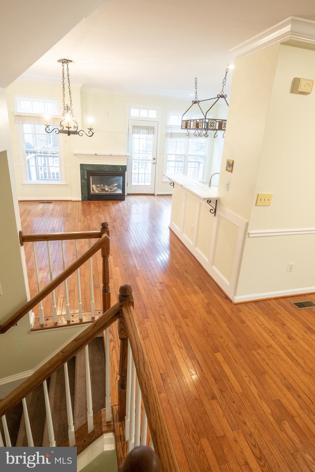 COURTS OF BALLSTON - Residential Lease