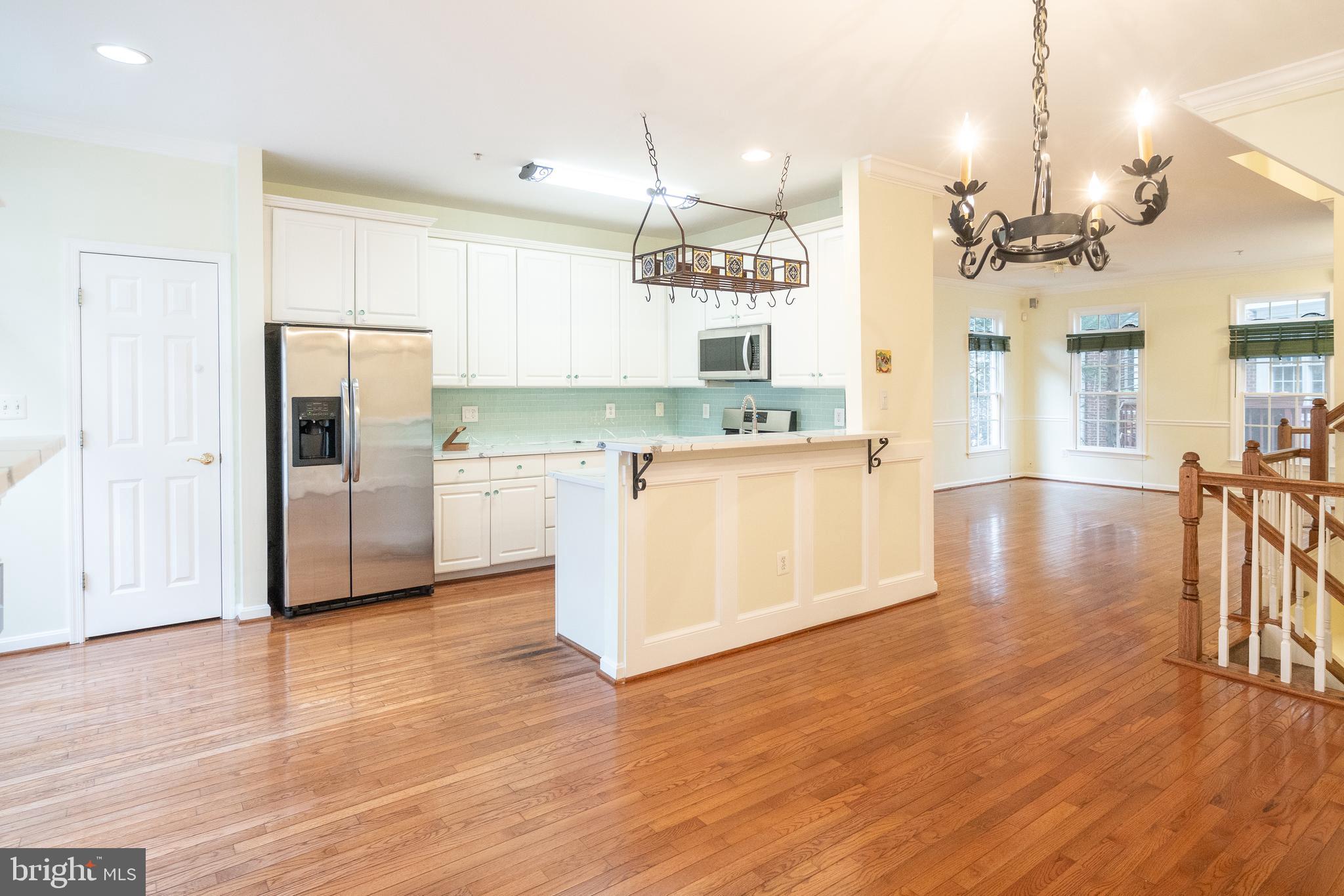 COURTS OF BALLSTON - Residential Lease