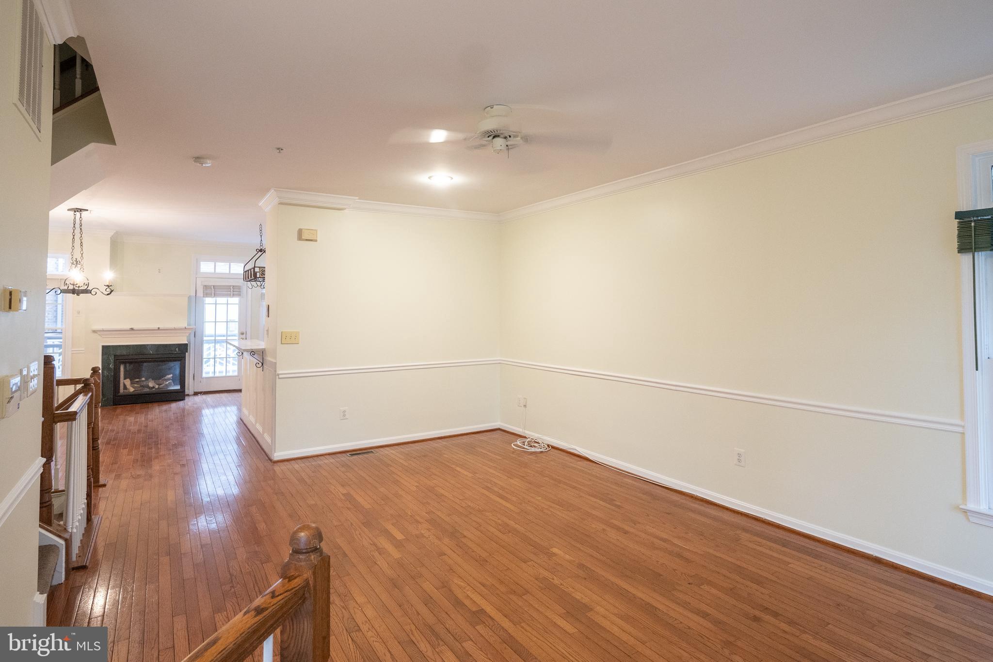 719 N VERMONT STREET END UNIT