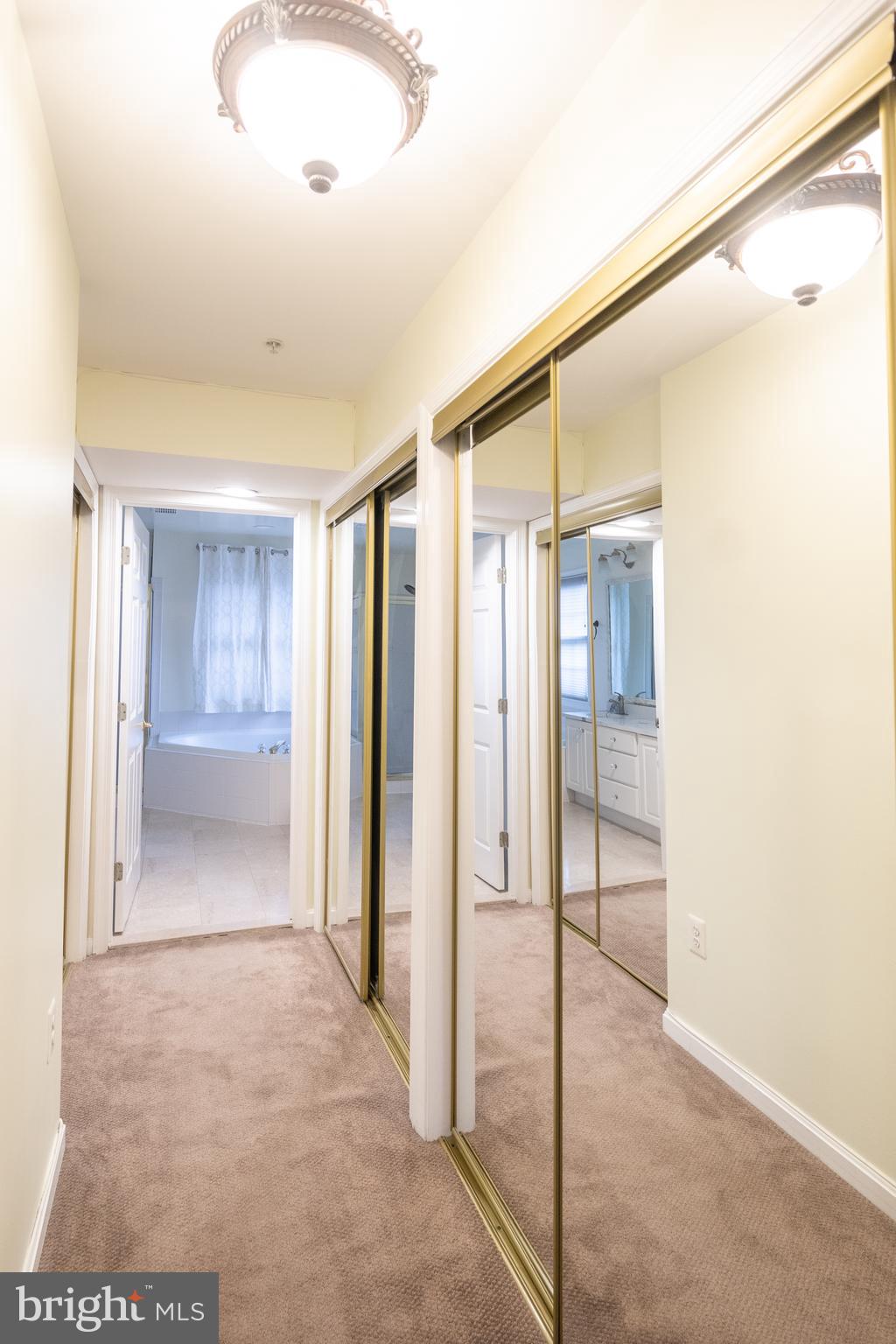 COURTS OF BALLSTON - Residential Lease