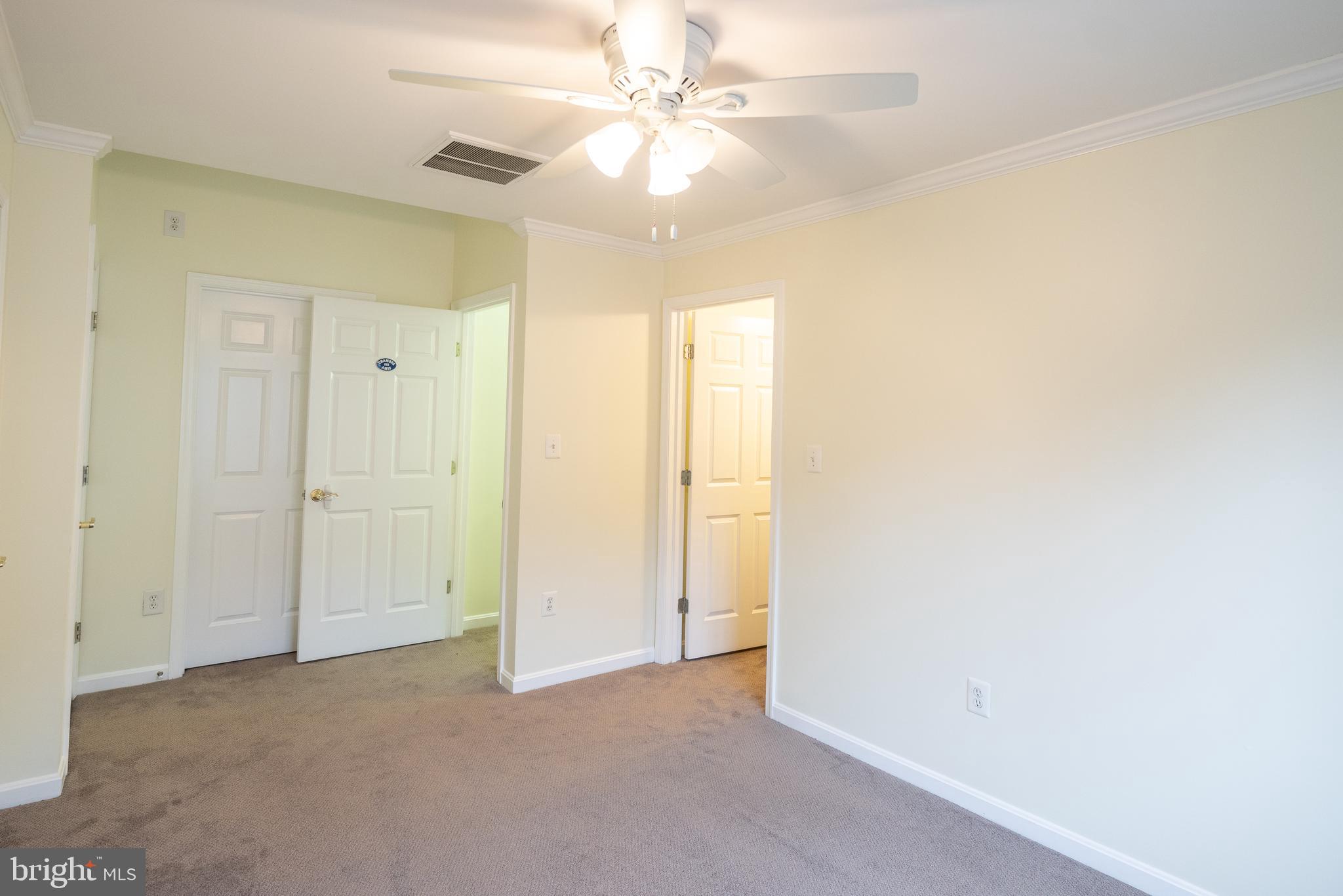 COURTS OF BALLSTON - Residential Lease