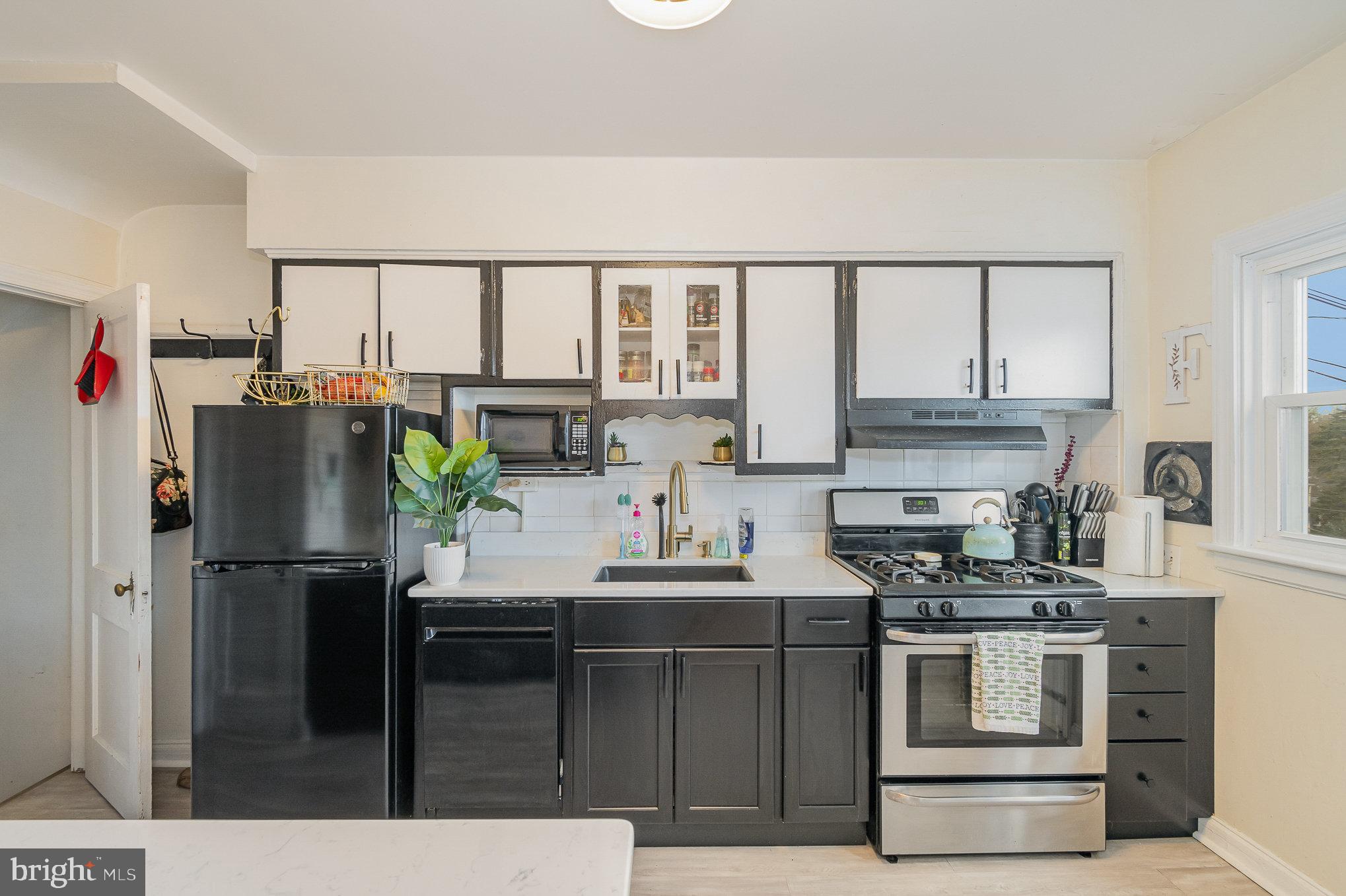 EDNOR GARDENS HISTORIC DISTRICT - Residential