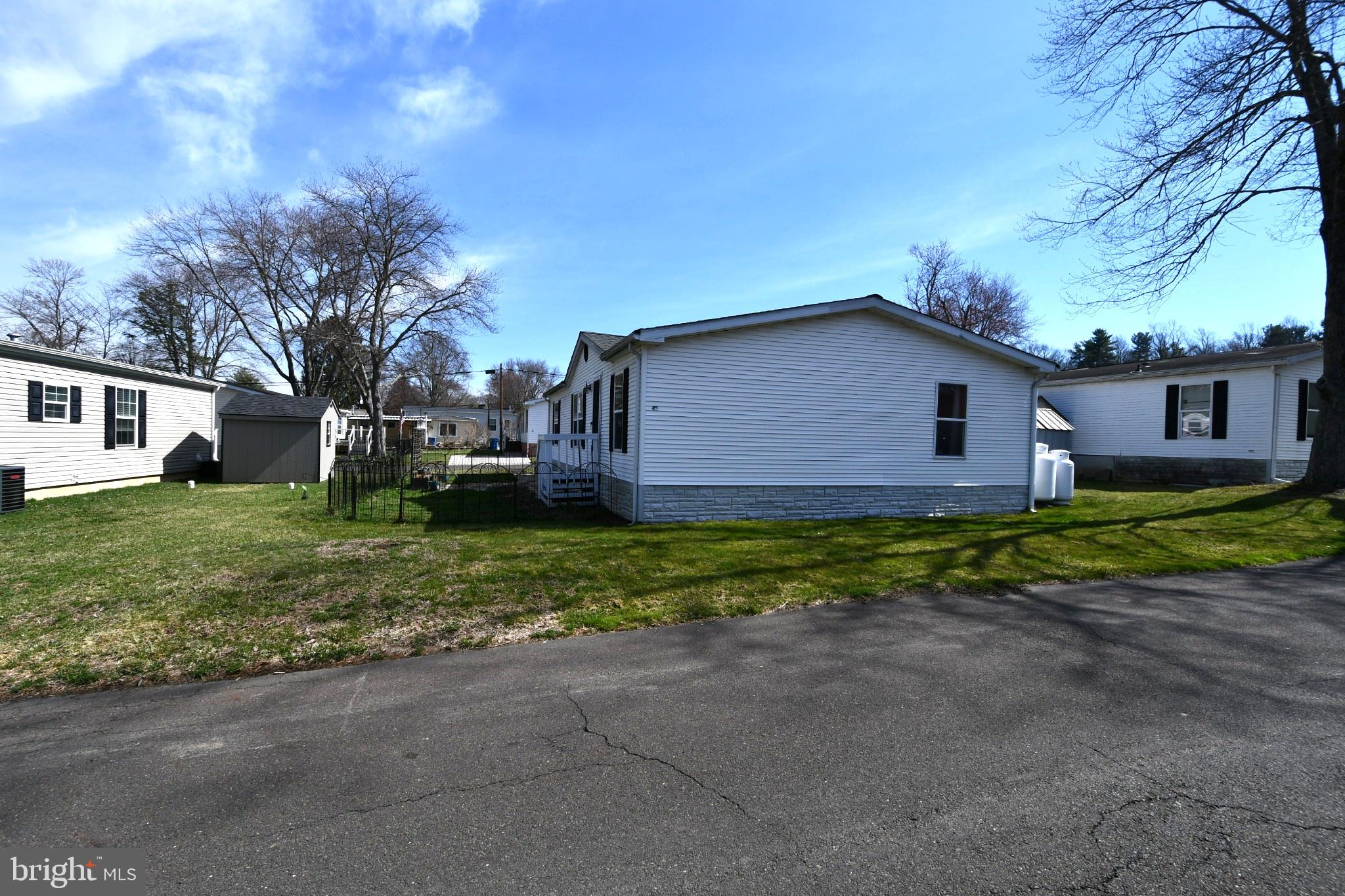 COLONIAL HERITAGE - Residential