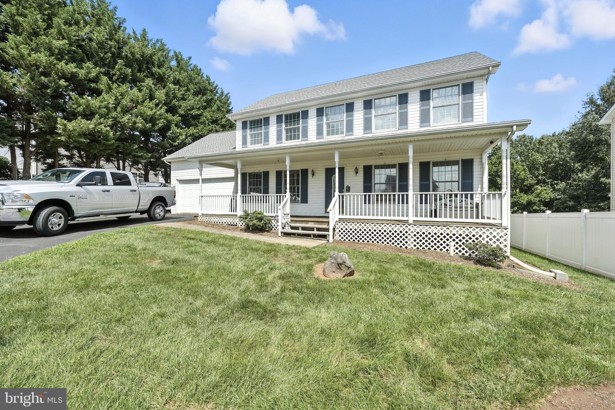 752 AMANDA COURT