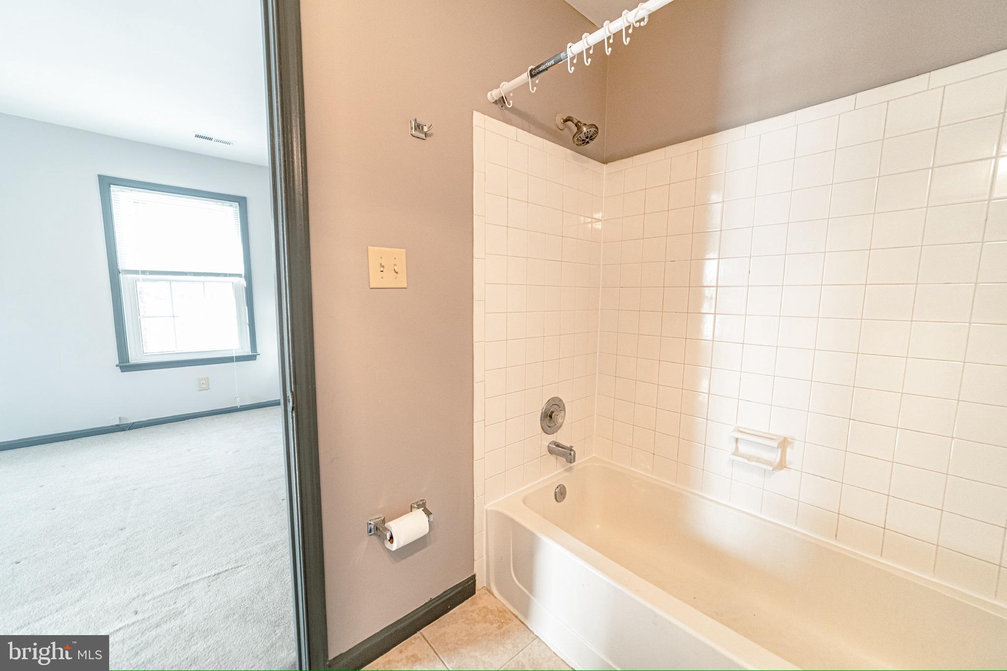 GIDEON SQUARE - Residential