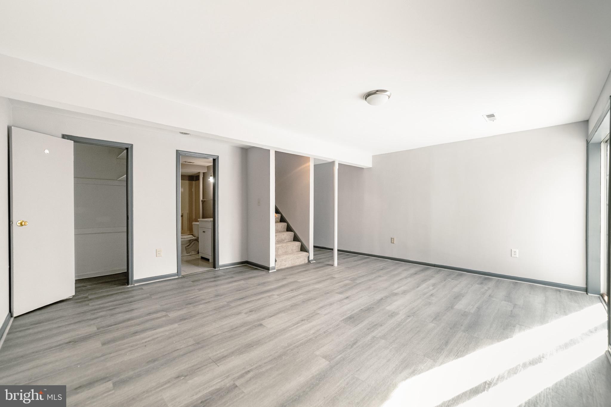 GIDEON SQUARE - Residential