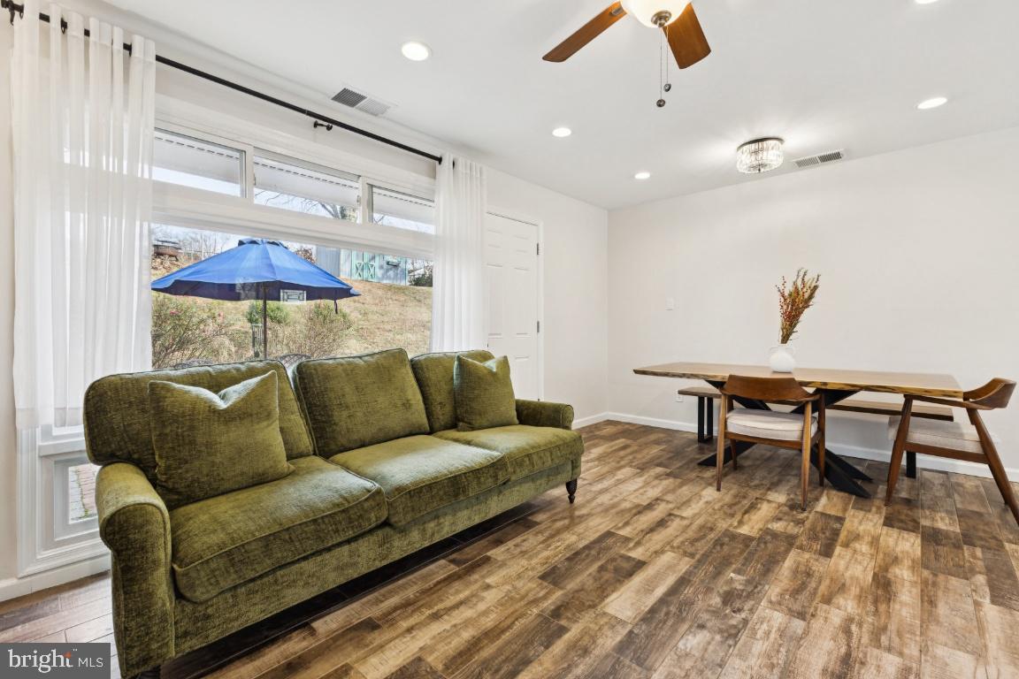 SPRINGFIELD - Residential