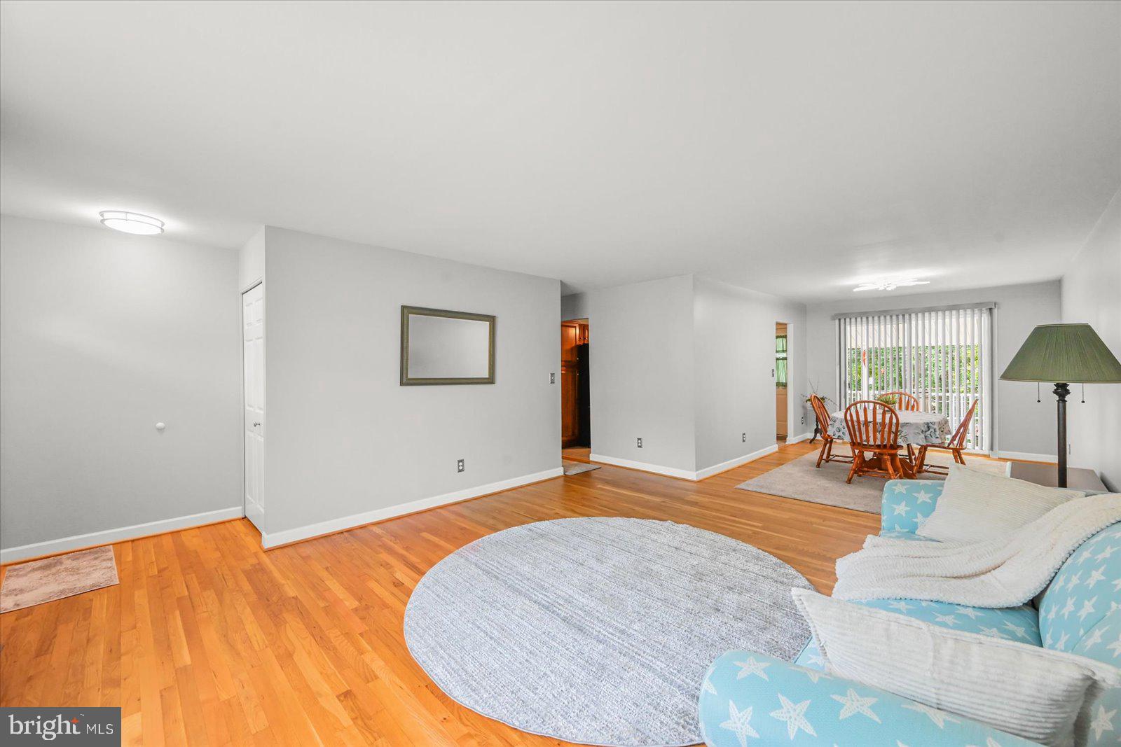 1635 HONEYSUCKLE DRIVE