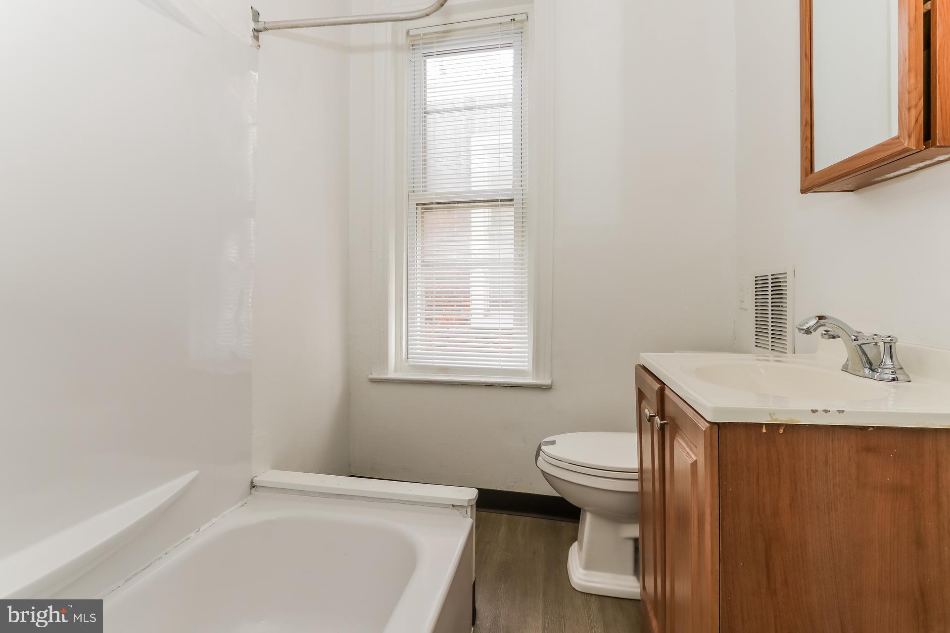 MILL CREEK - Residential Lease