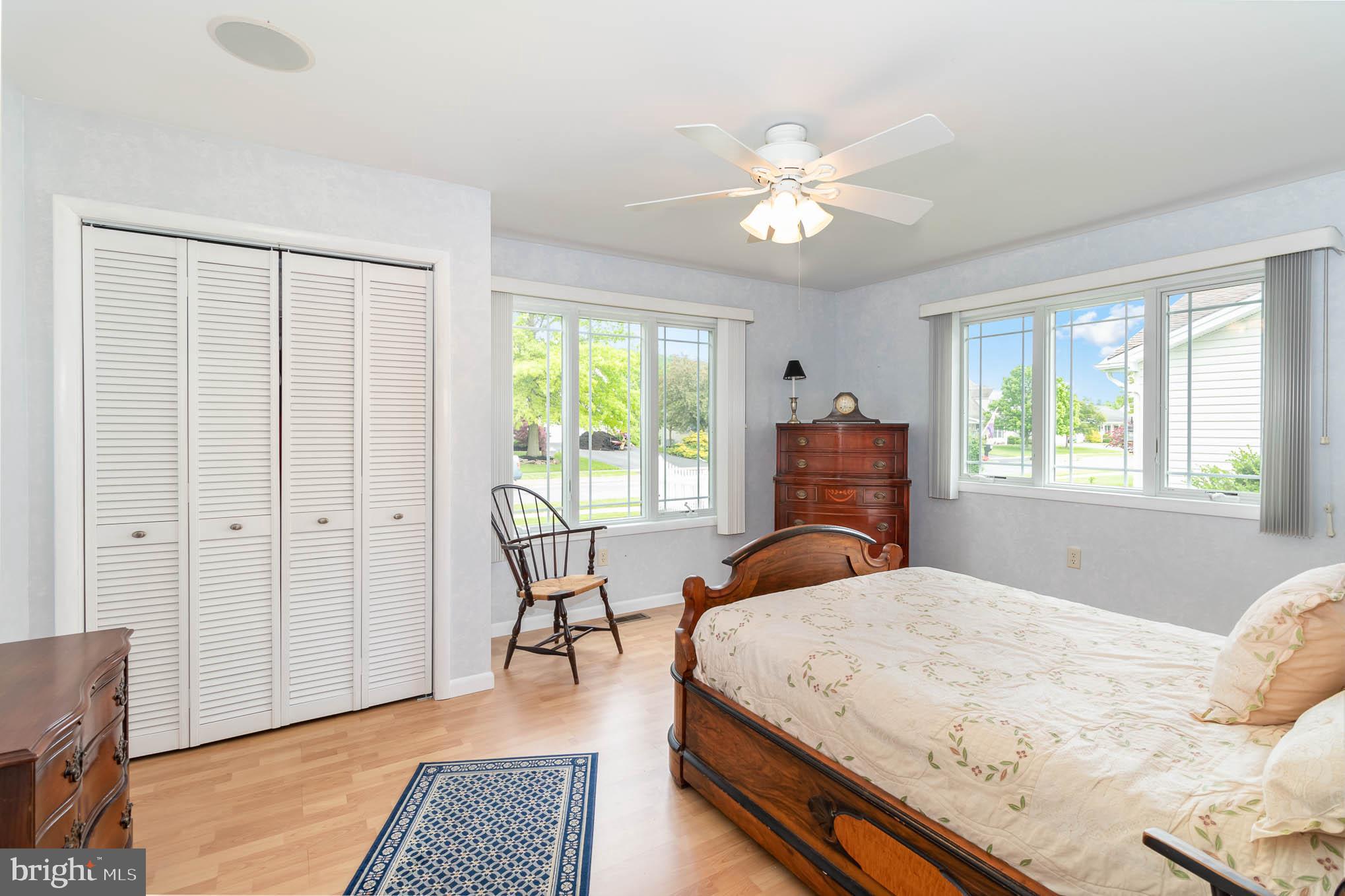 SPRING LAKE - Residential