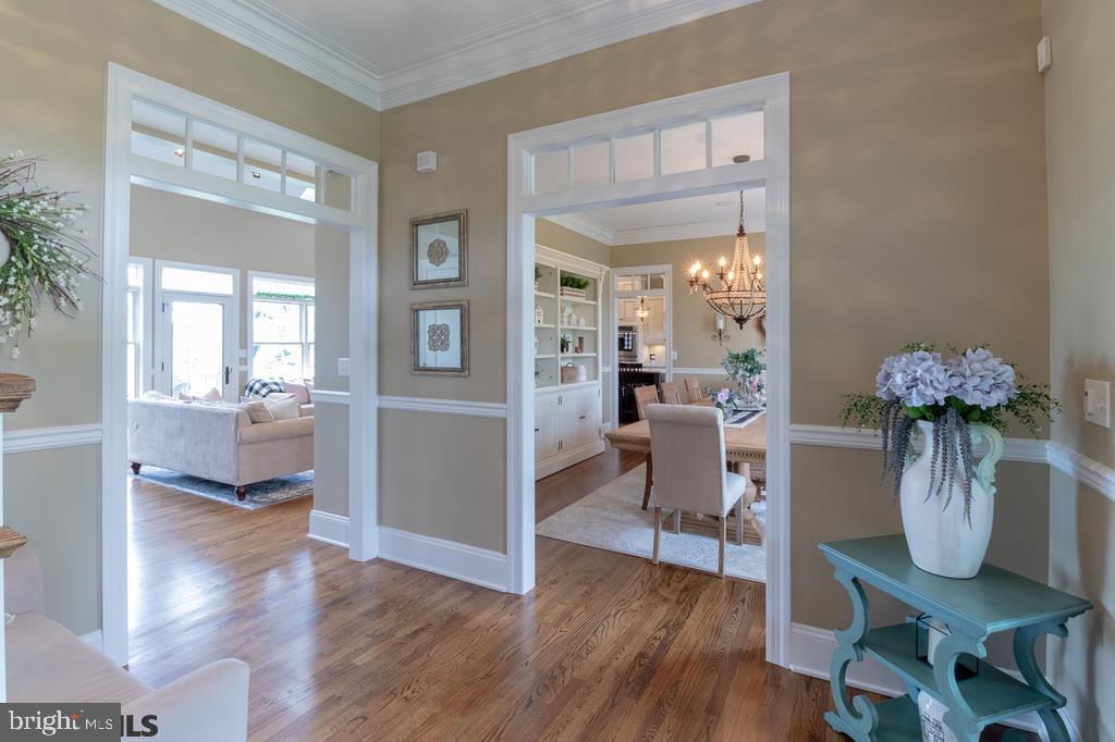 SADDLE ROCK - Residential