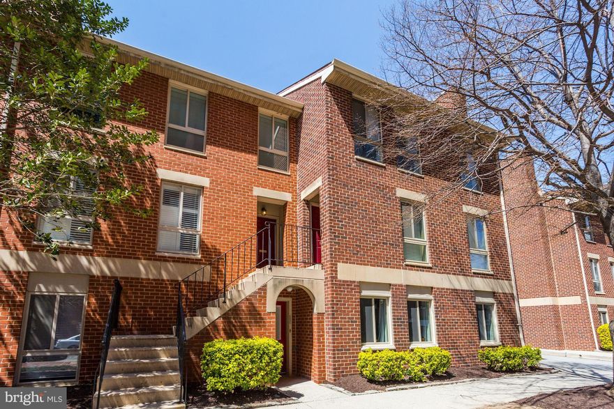 Contemporary condo recently renovated just steps from all of the action. Modern Kitchen with Stainless appliances and granite counters, Very spacious living room and bedroom areas. Master bedroom with private FULL bathroom. Off Street parking in secured lot. Upper level unit so no neighbors above you. Closets and Attic Storage! LOCATION, LOCATION, LOCATION please see the map location so you can see exactly how close to the Inner Harbor, Downtown and Oriole Park.