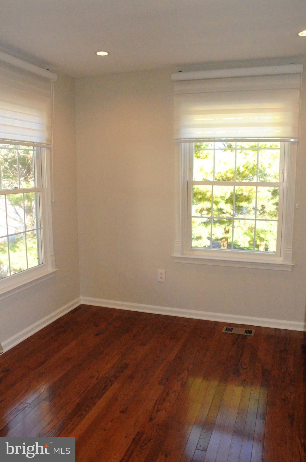 BELLS MILL ESTATES - Residential Lease