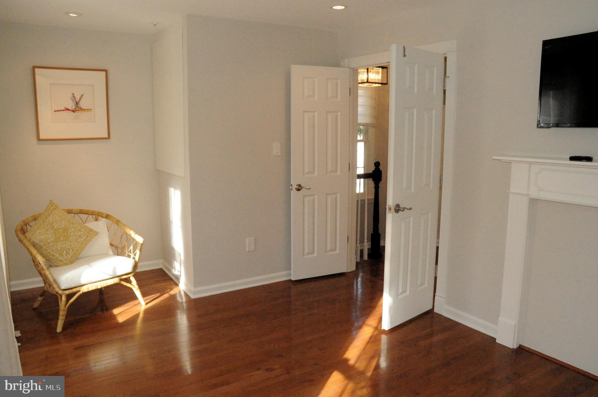 BELLS MILL ESTATES - Residential Lease