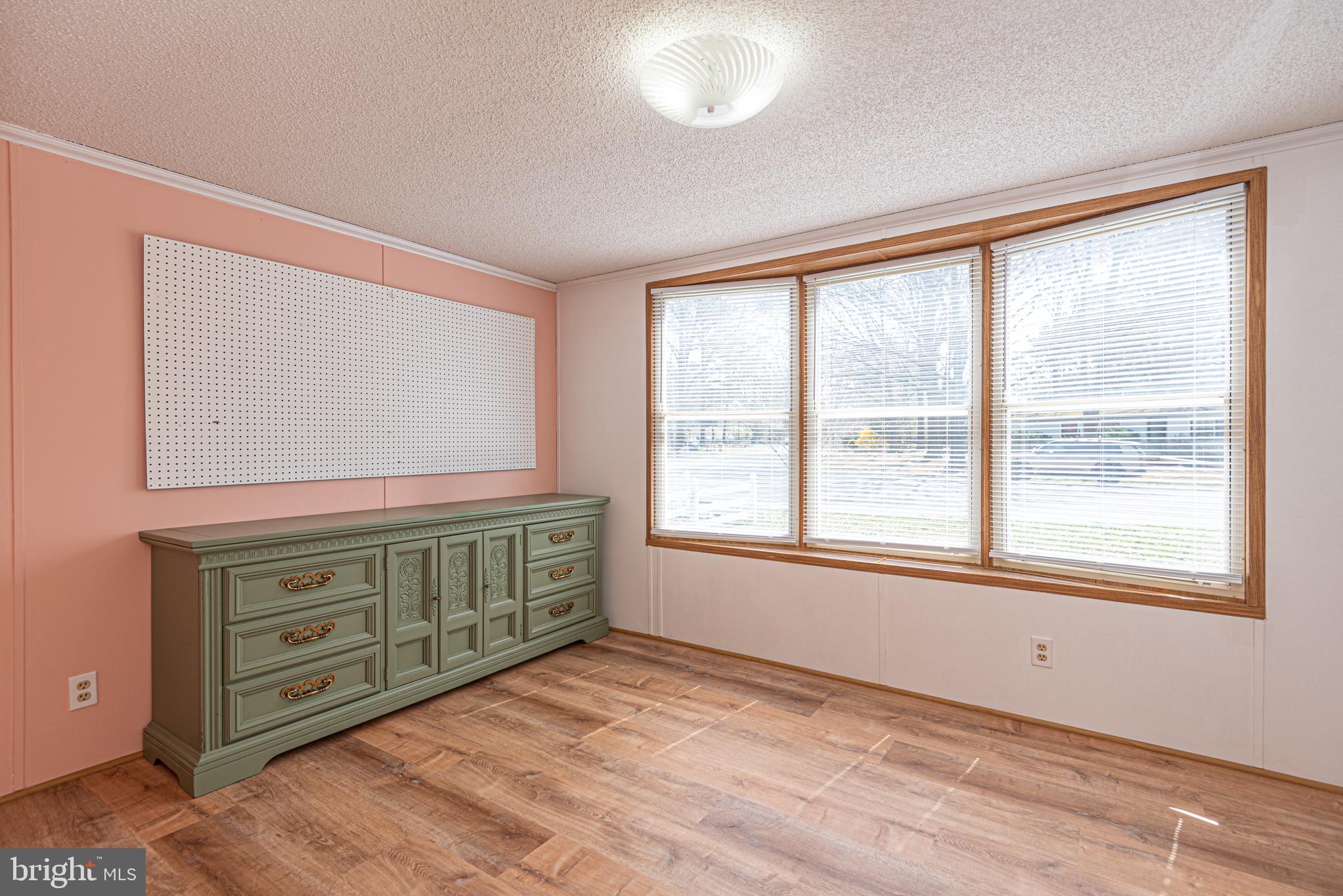 ORCHARD MANOR - Residential