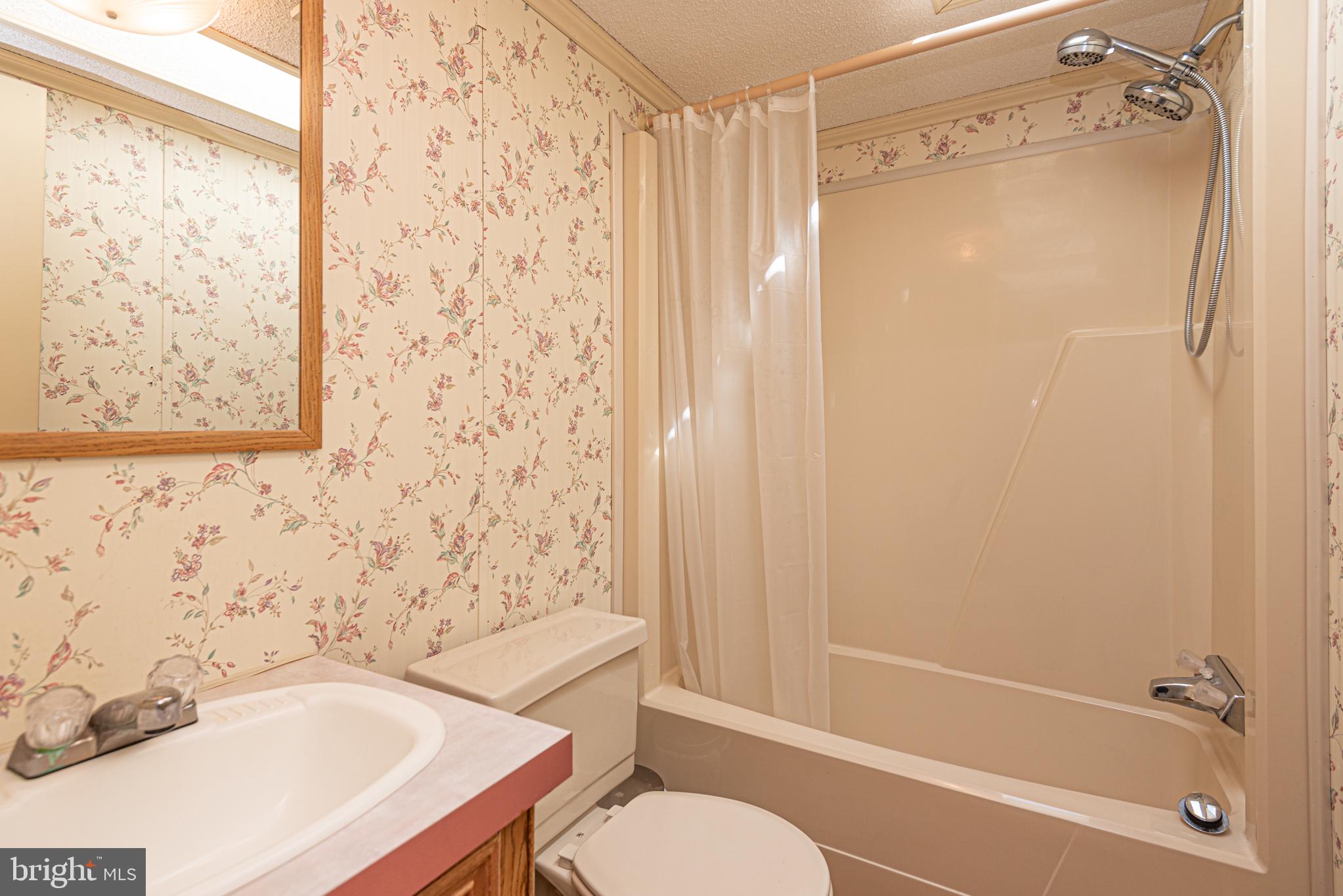 ORCHARD MANOR - Residential