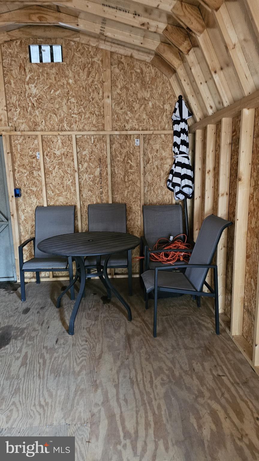 ORCHARD MANOR - Residential