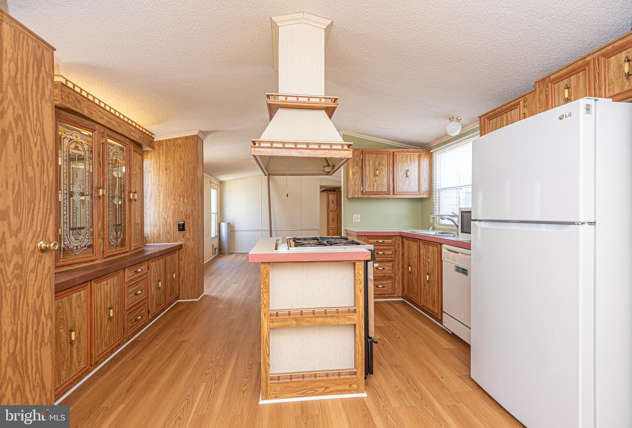 ORCHARD MANOR - Residential