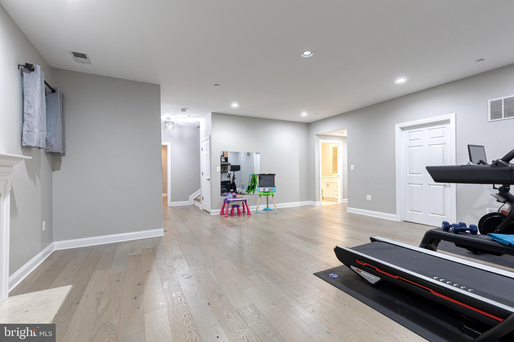 WOODBROOK - Residential