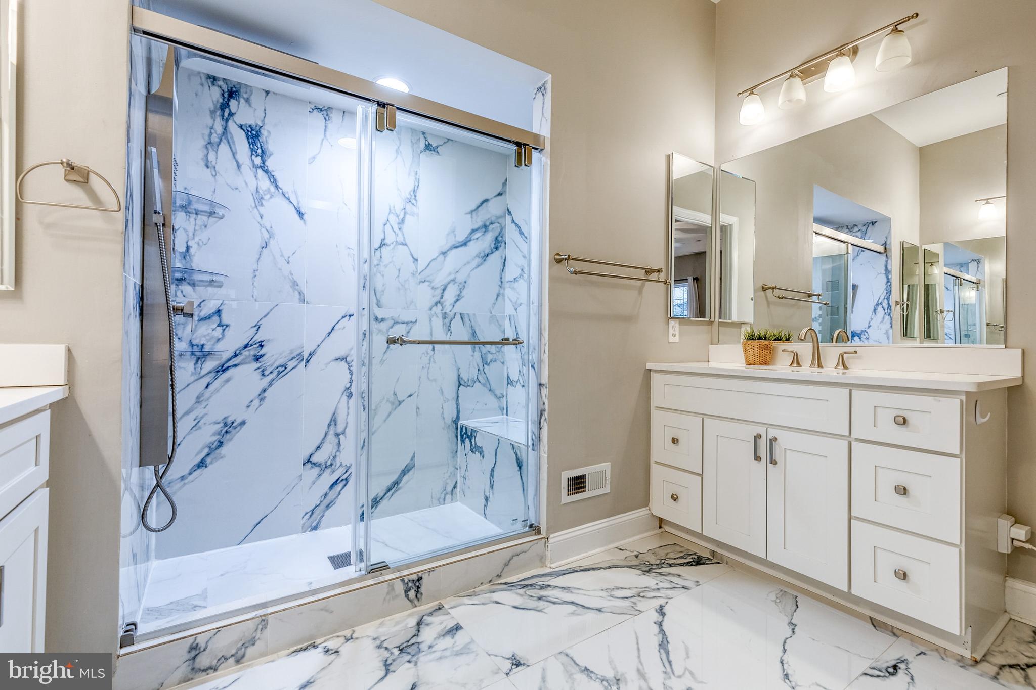 WOODBROOK - Residential