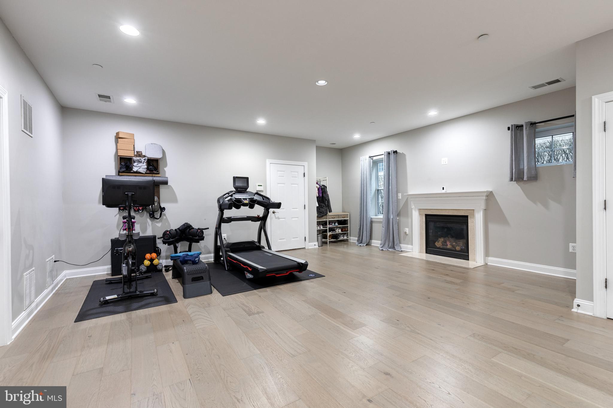 WOODBROOK - Residential