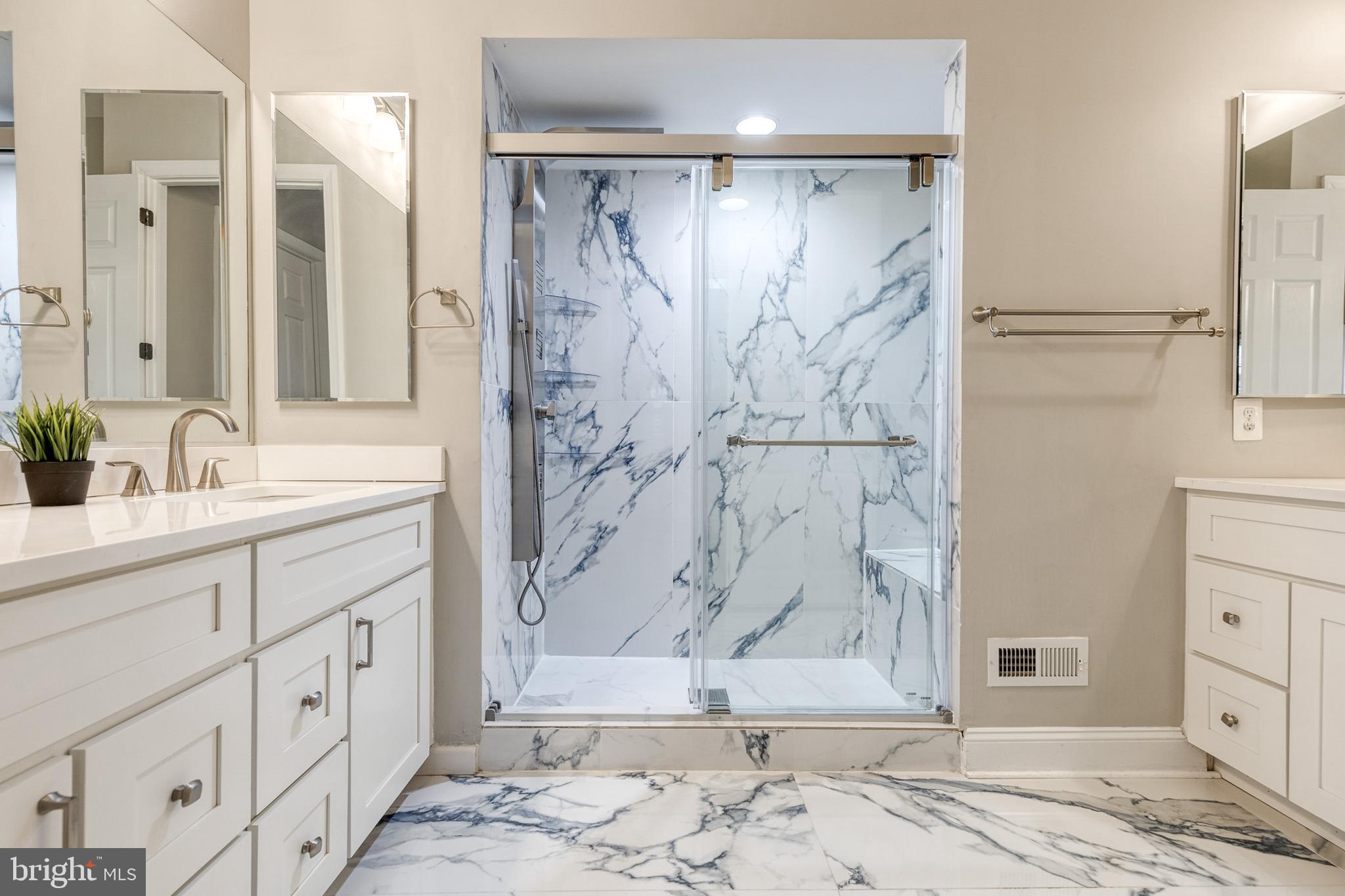 WOODBROOK - Residential