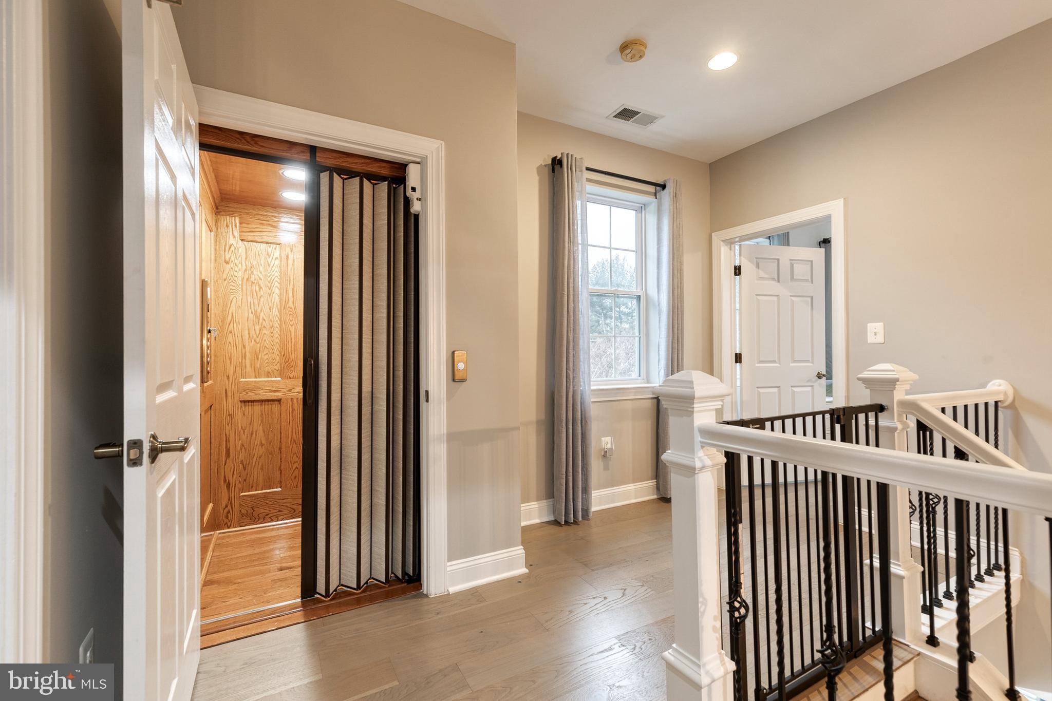 WOODBROOK - Residential