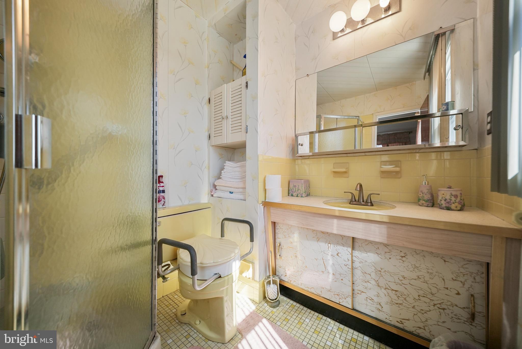 SOMERTON - Residential