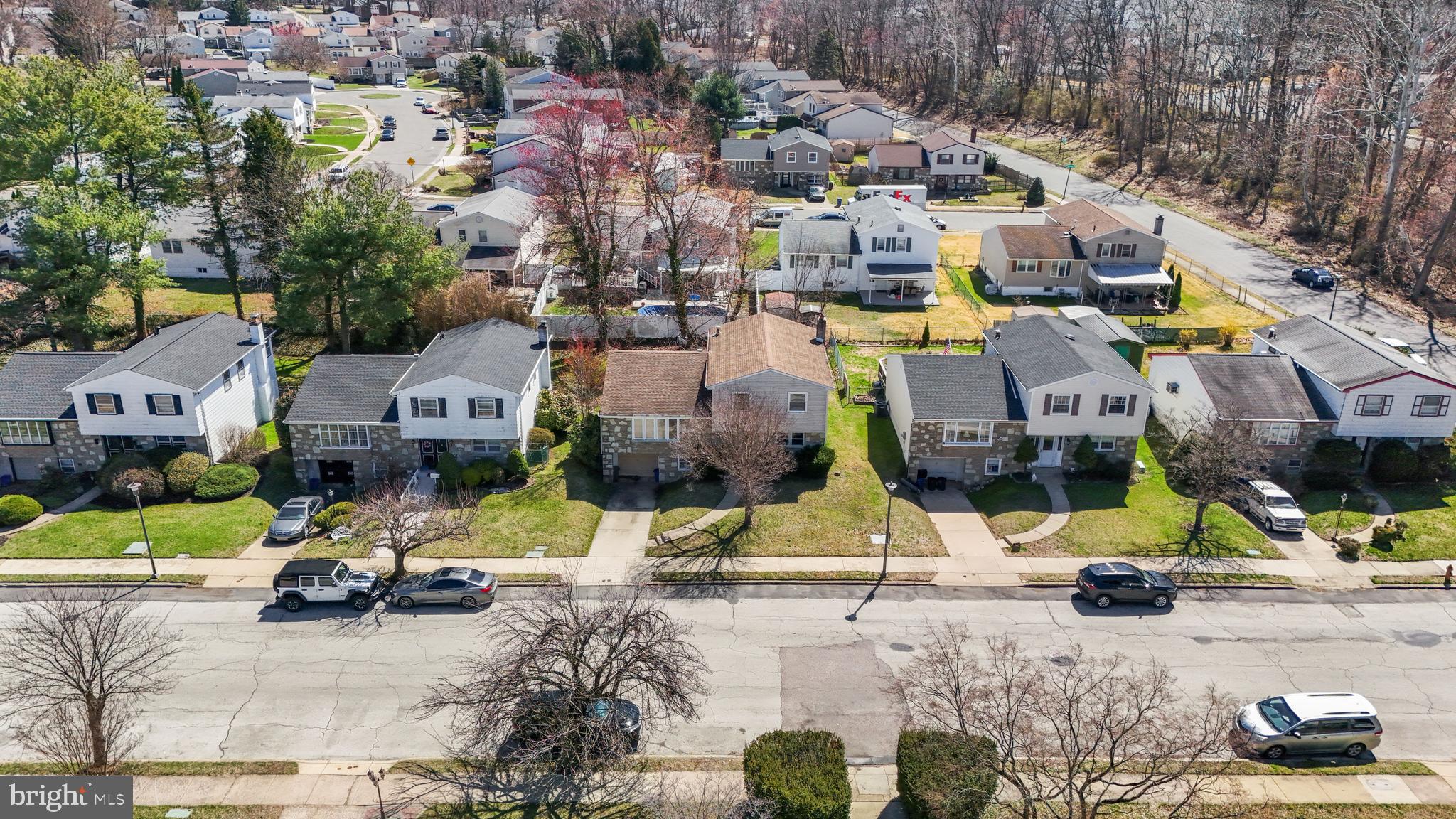 SOMERTON - Residential