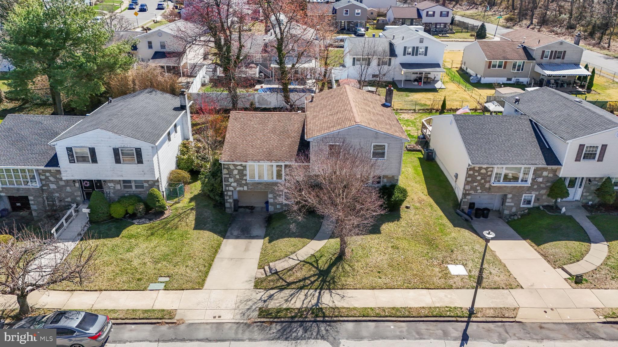 SOMERTON - Residential