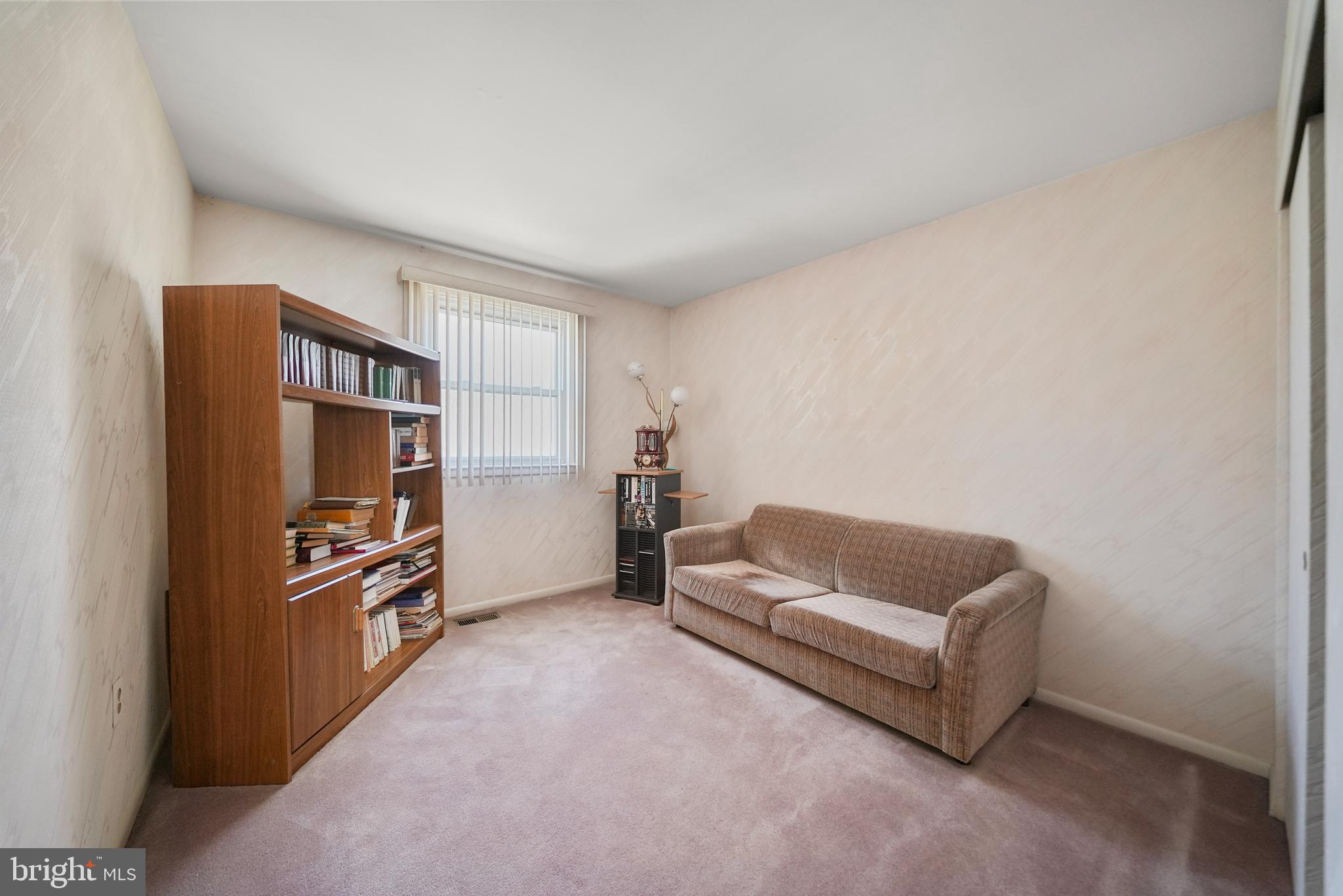 SOMERTON - Residential