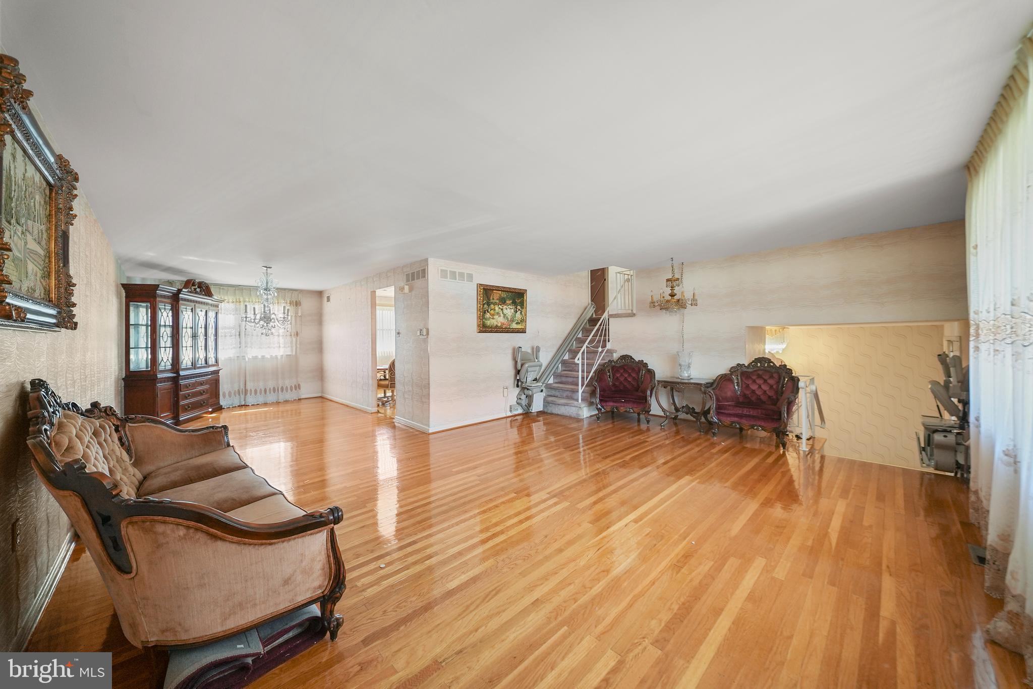 SOMERTON - Residential