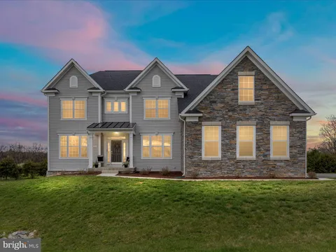 185 Flaxseed Drive, Martinsburg, WV MLS: WVBE2039422