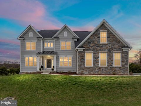 185 FLAXSEED DRIVE MARTINSBURG WV 25404