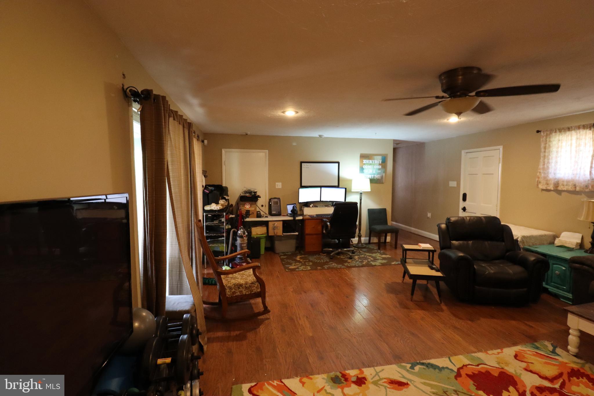 SPRING GROVE BORO - Residential