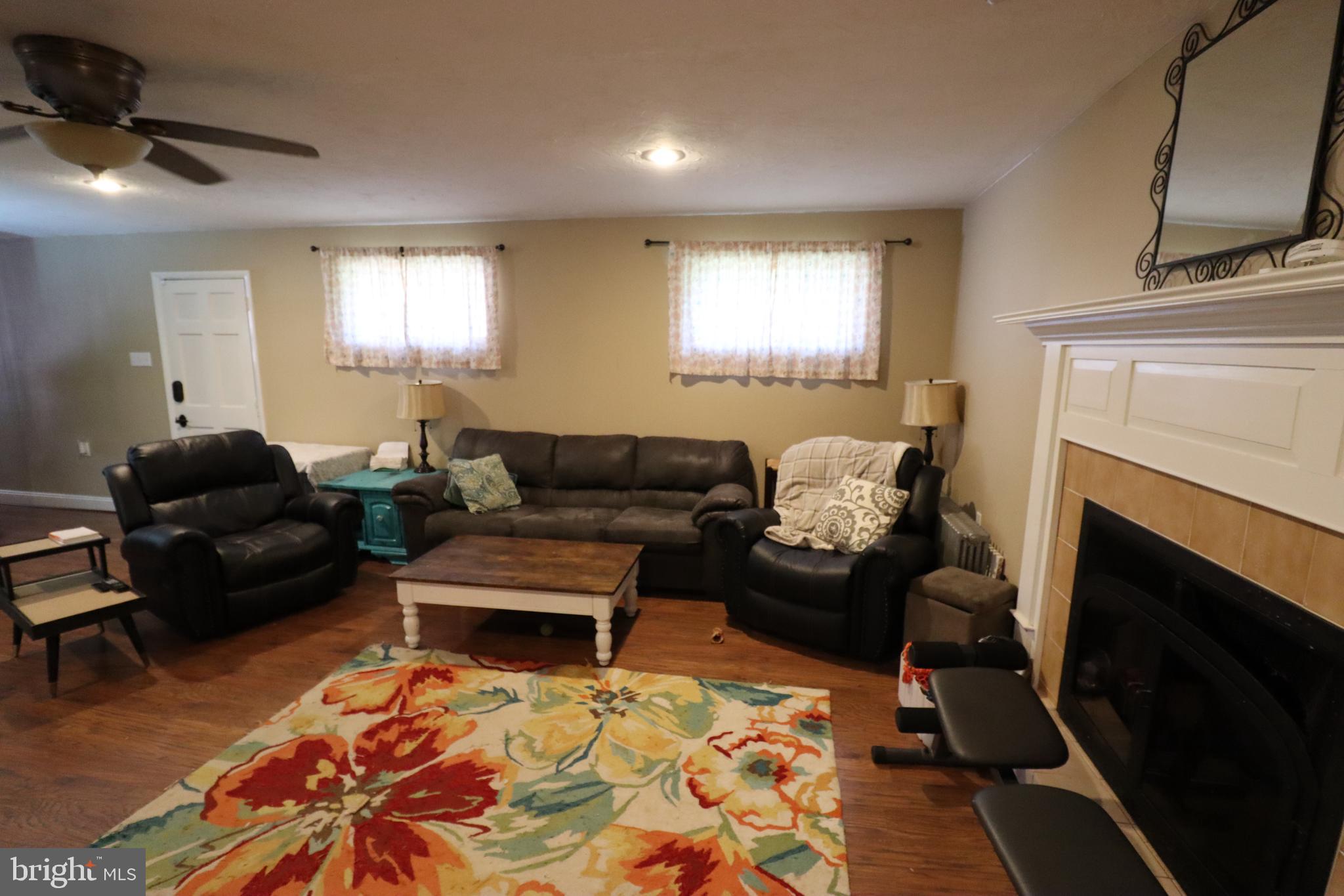 SPRING GROVE BORO - Residential