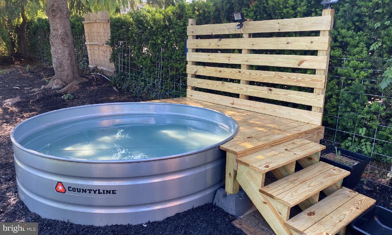 SPRING GROVE BORO - Residential