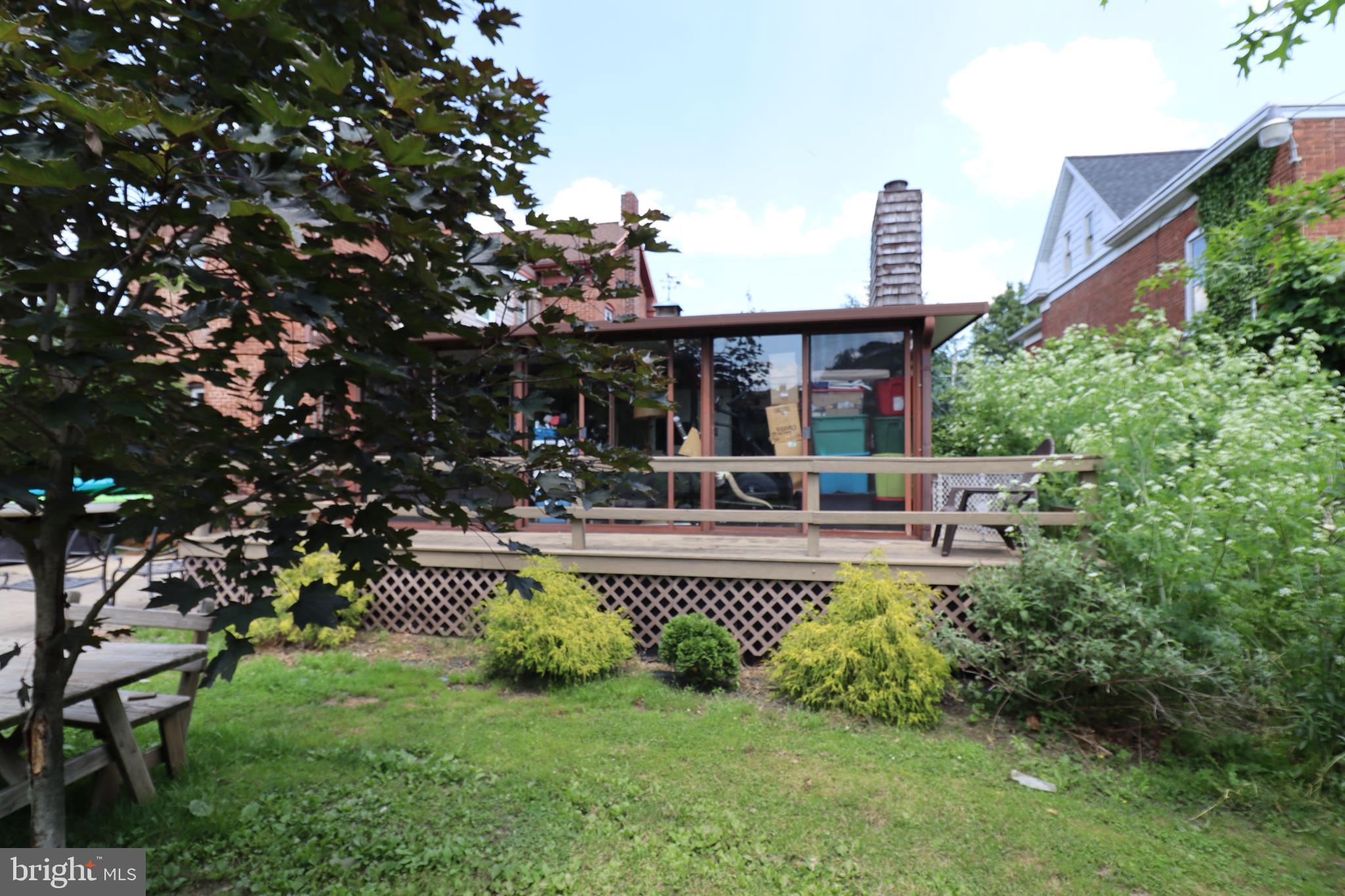 SPRING GROVE BORO - Residential