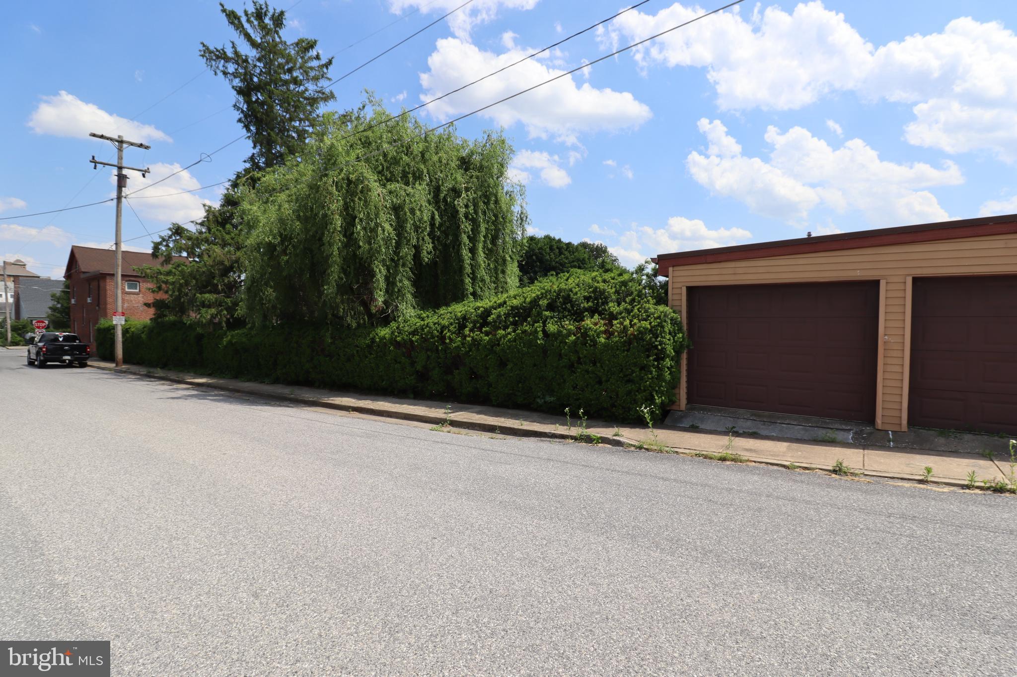 SPRING GROVE BORO - Residential