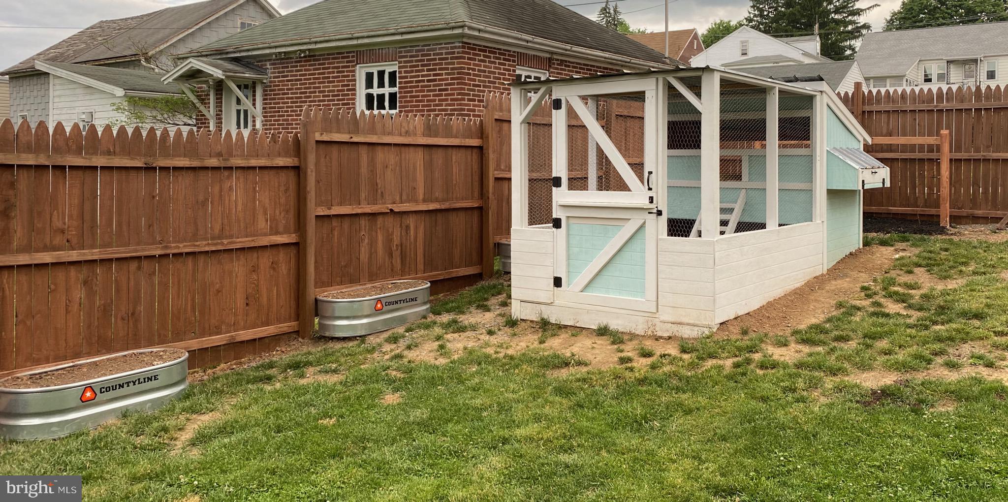 SPRING GROVE BORO - Residential