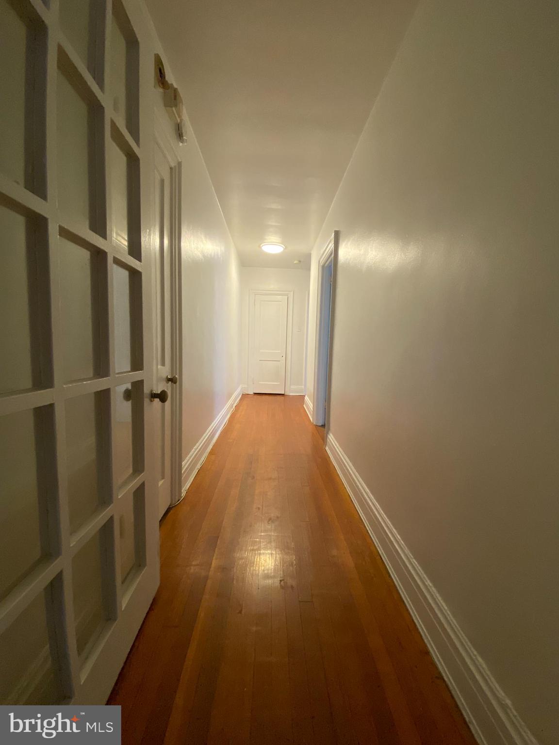 GARDEN COURT - Residential Lease