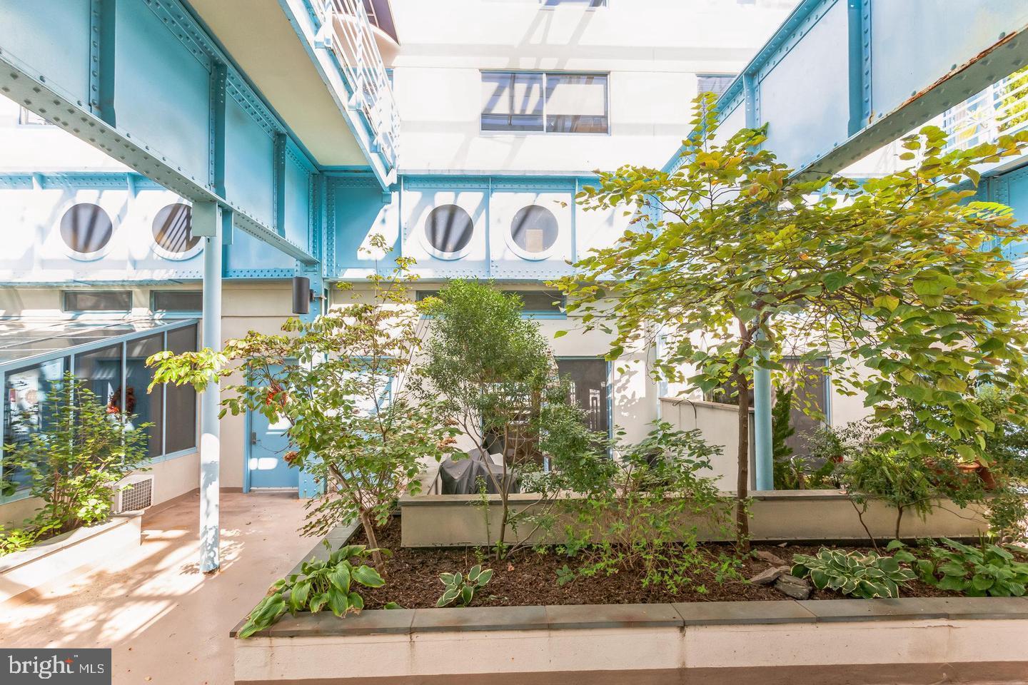 OLD CITY - Residential