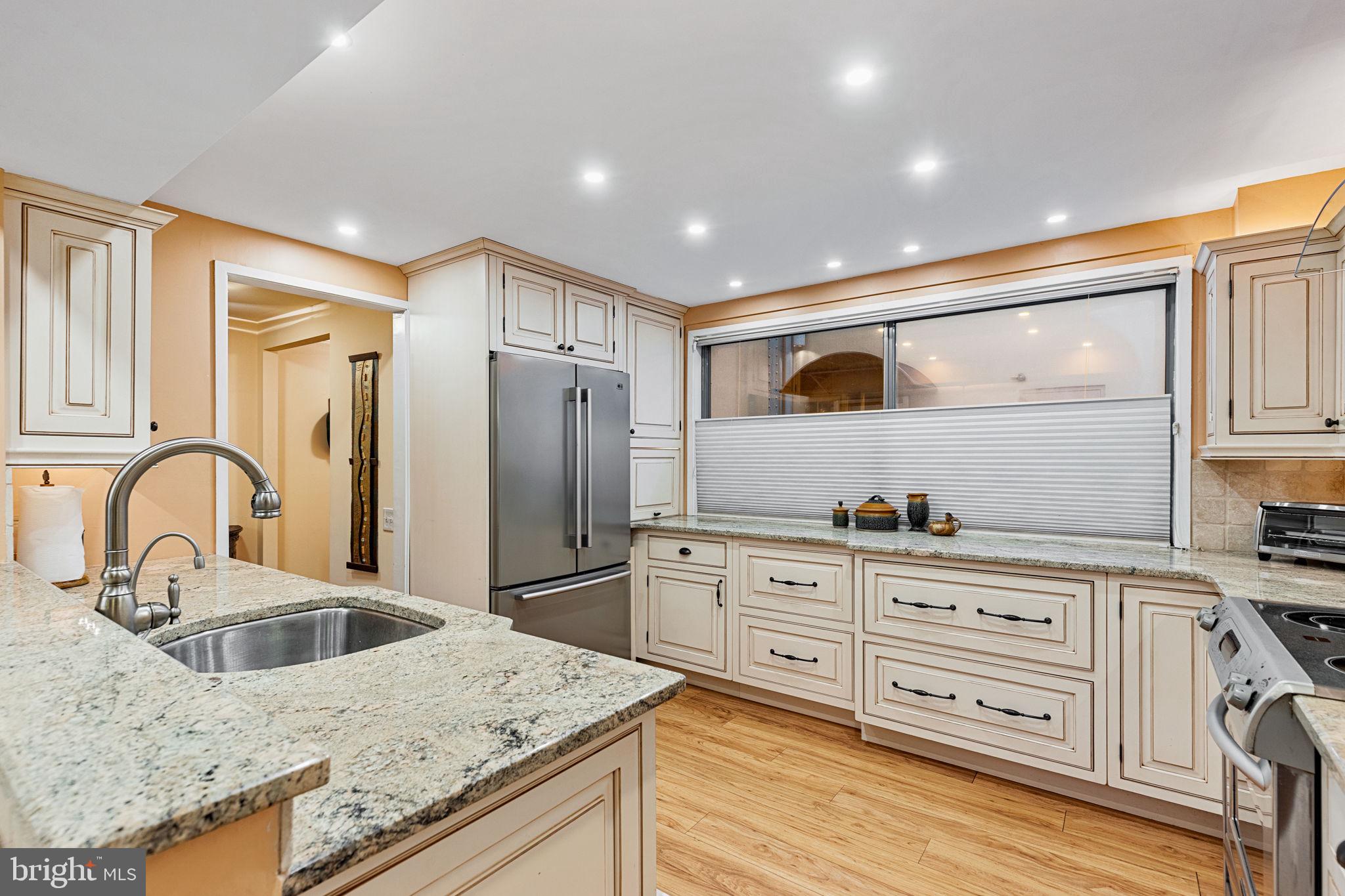 OLD CITY - Residential