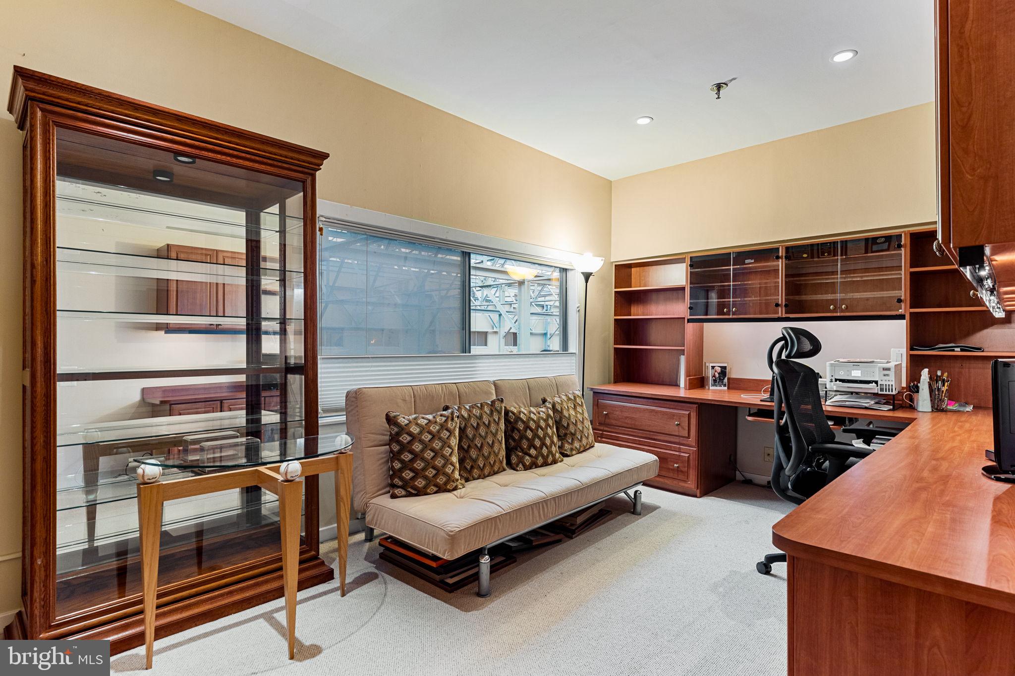 OLD CITY - Residential